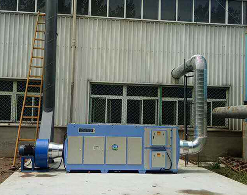 天津橡膠廠密煉機(jī)除塵器+除味設(shè)備調(diào)試運行 天津橡膠廠密煉機(jī)除塵器+除味設(shè)備調(diào)試運行